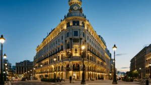 4 Seasons Hotel