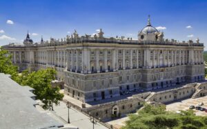 Cung điện Hoàng gia Madrid