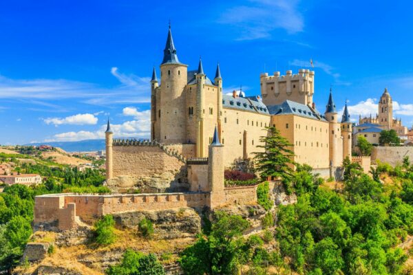 Lâu đài Alcazar Segovia